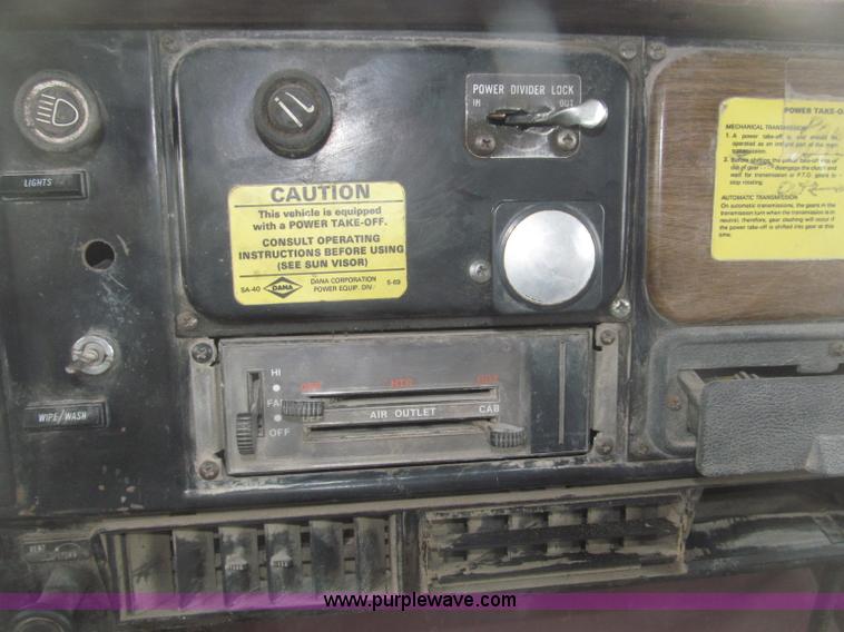 image for item B5347 1978 International F2554 dump truck