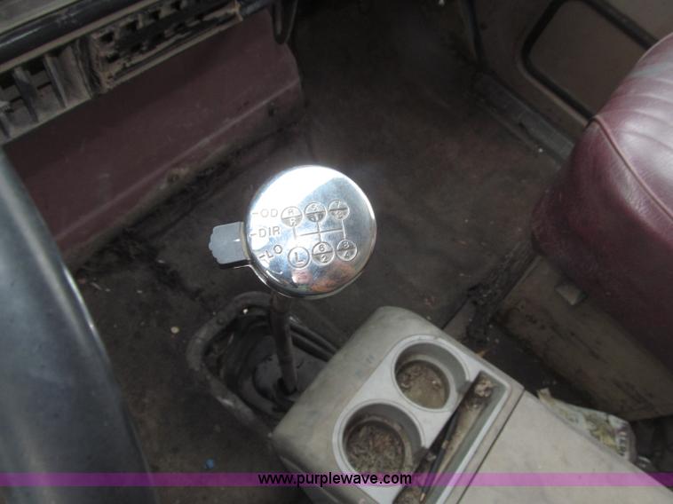 image for item B5347 1978 International F2554 dump truck