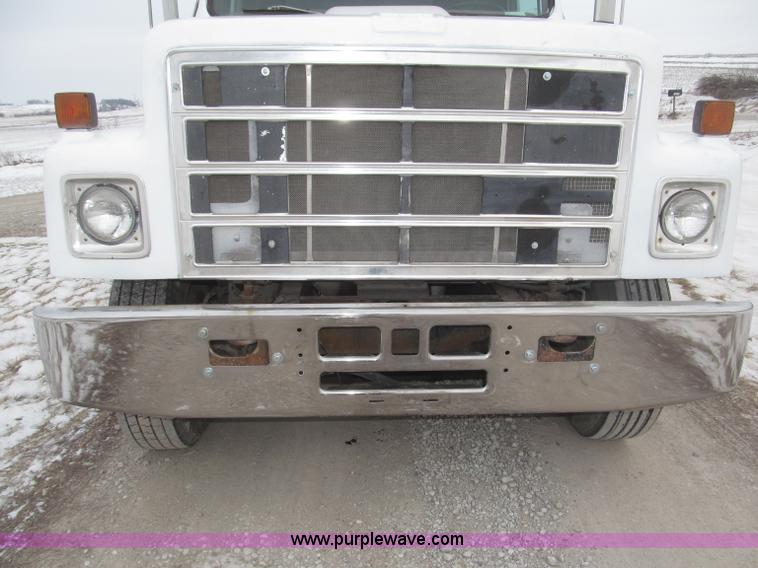 image for item B5347 1978 International F2554 dump truck