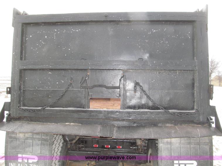 image for item B5347 1978 International F2554 dump truck