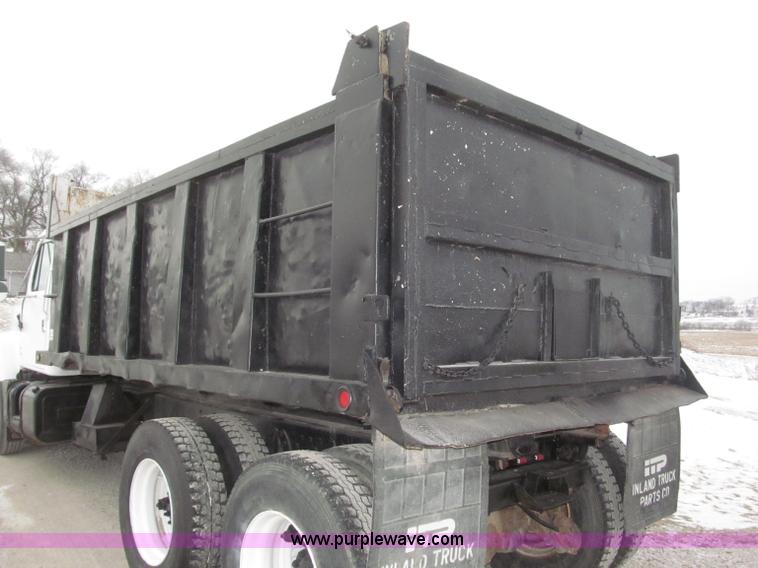 image for item B5347 1978 International F2554 dump truck