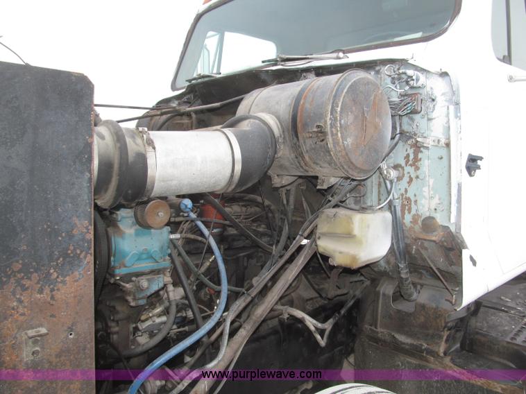 image for item B5347 1978 International F2554 dump truck