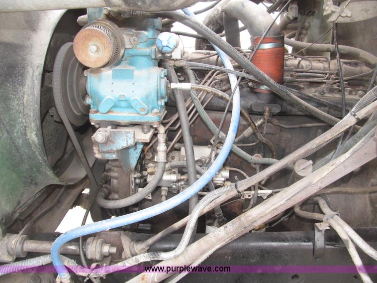 image for item B5347 1978 International F2554 dump truck