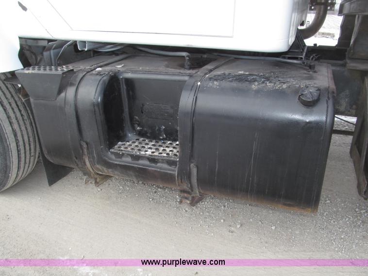 image for item B5347 1978 International F2554 dump truck