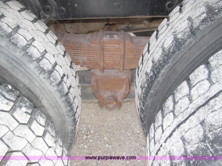 image for item B5347 1978 International F2554 dump truck