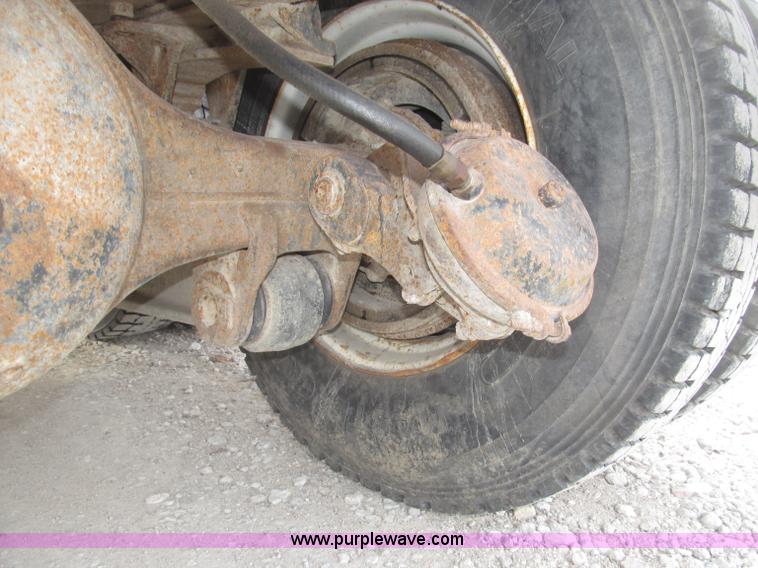 image for item B5347 1978 International F2554 dump truck