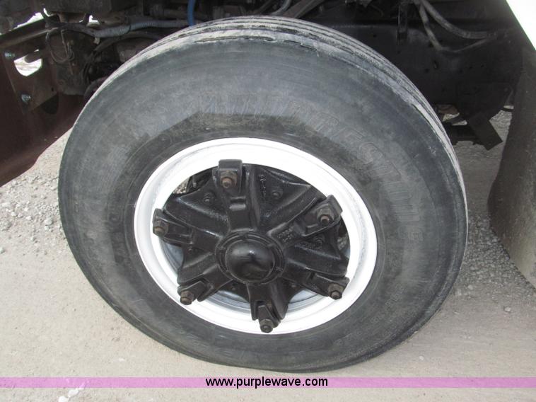 image for item B5347 1978 International F2554 dump truck