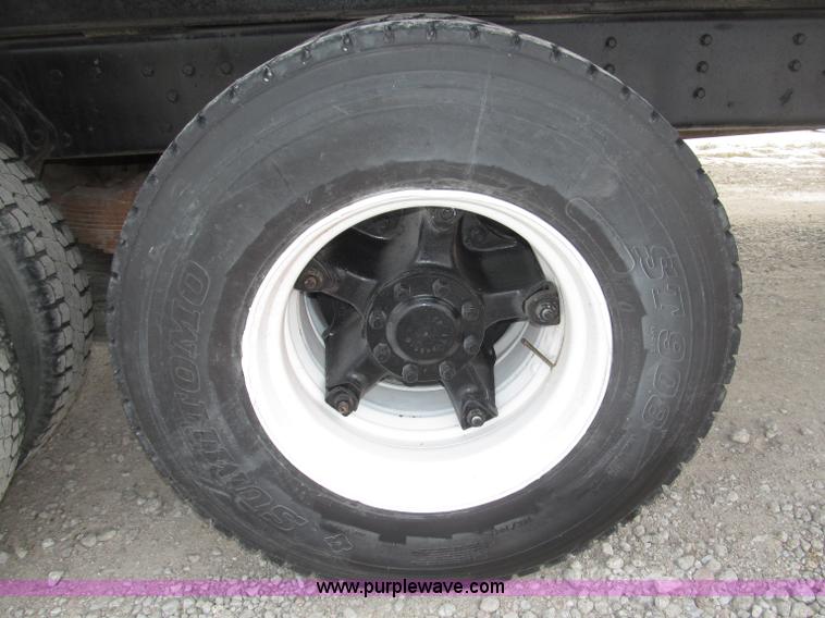 image for item B5347 1978 International F2554 dump truck