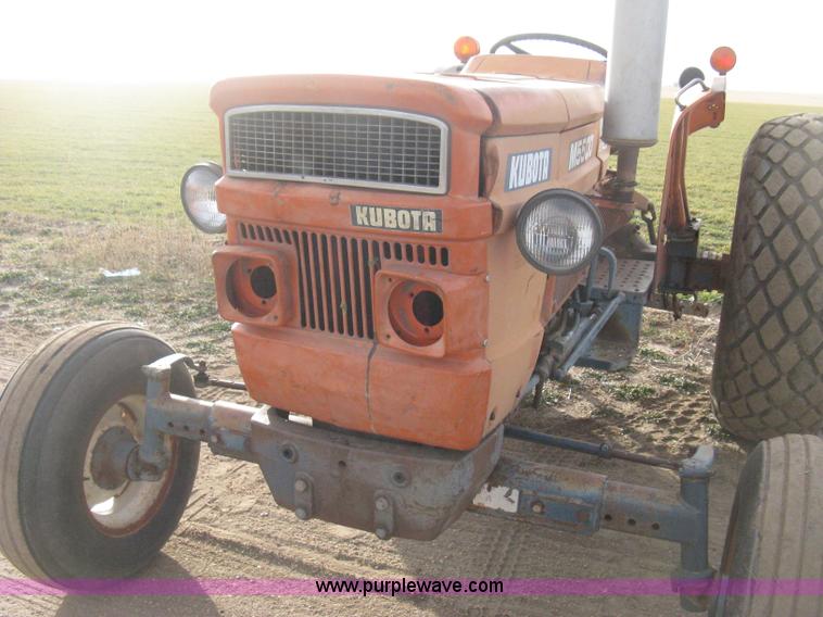 image for item B8396 Kubota M5500 tractor