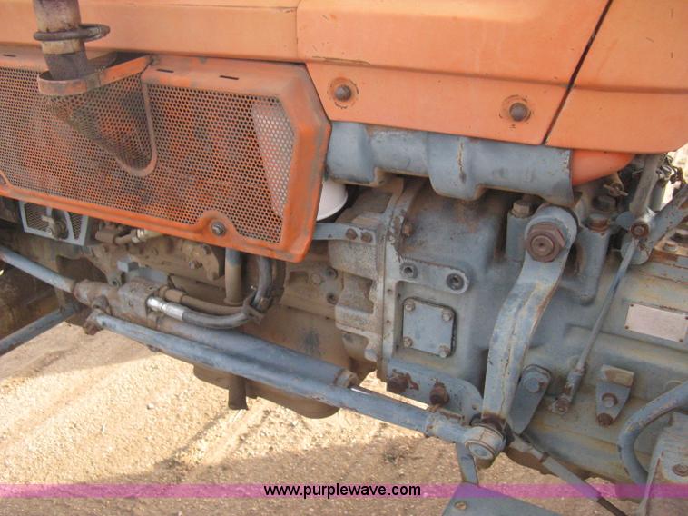 image for item B8396 Kubota M5500 tractor