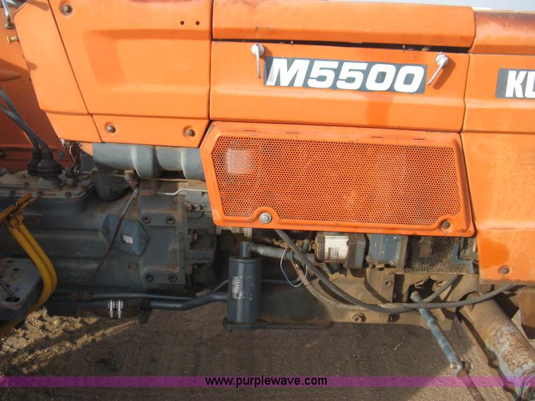 image for item B8396 Kubota M5500 tractor