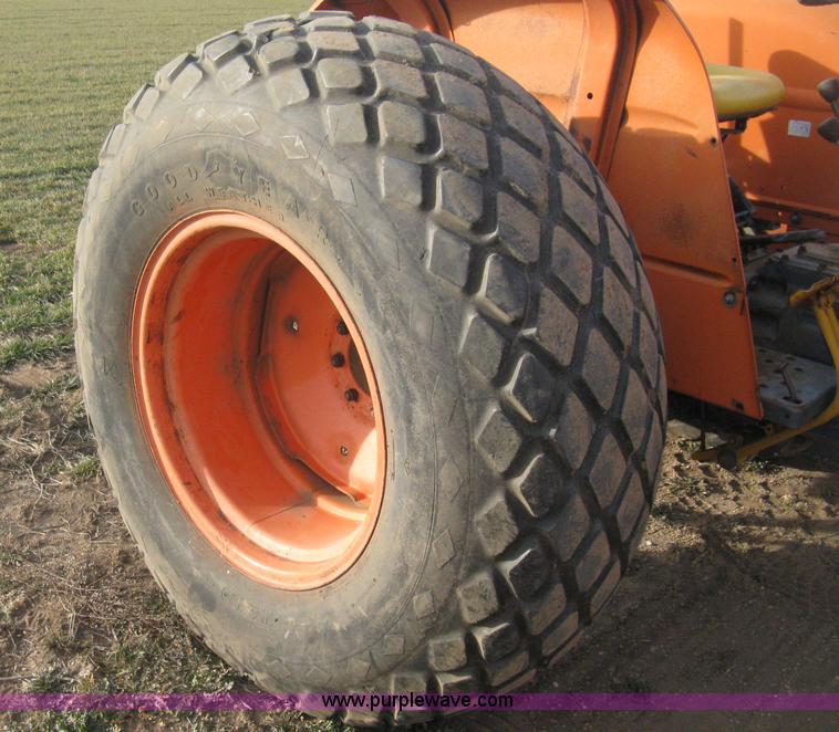 image for item B8396 Kubota M5500 tractor