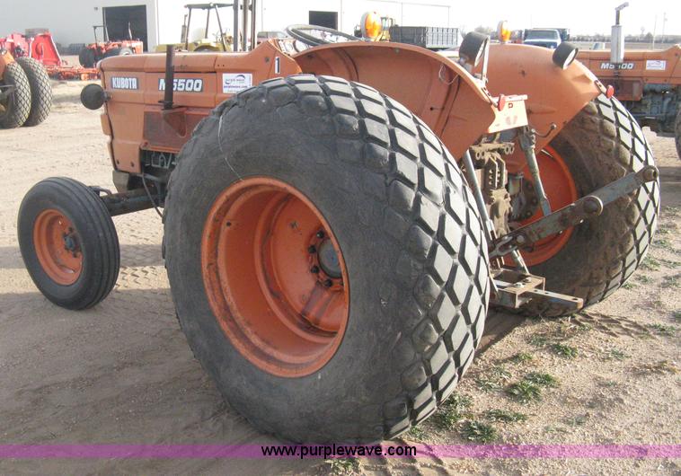 image for item B8397 Kubota M5500 tractor