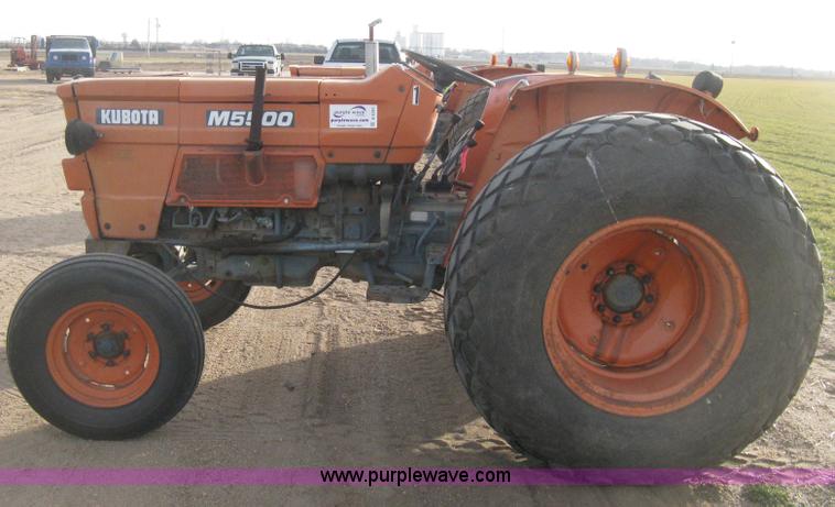 image for item B8397 Kubota M5500 tractor