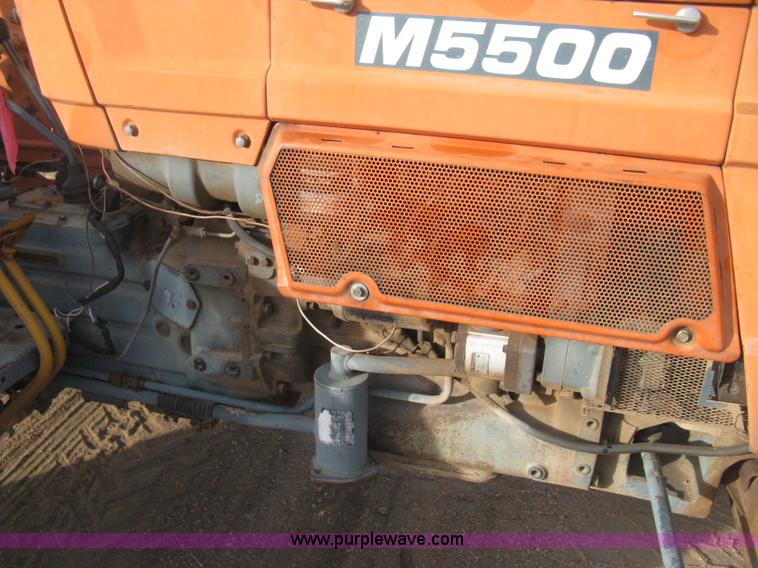 image for item B8397 Kubota M5500 tractor