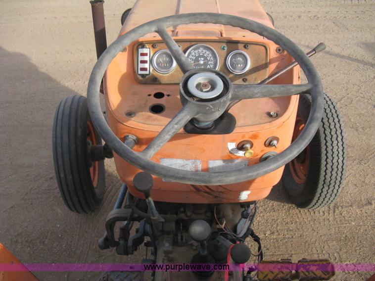 image for item B8397 Kubota M5500 tractor