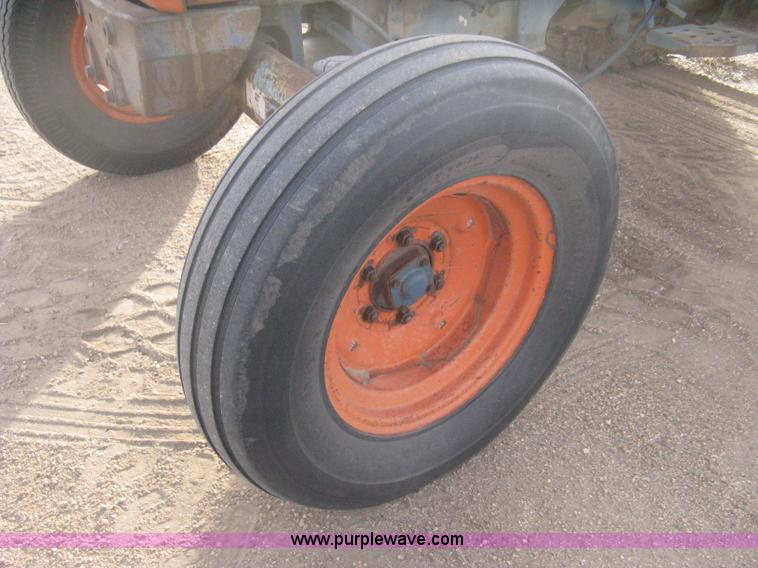 image for item B8397 Kubota M5500 tractor