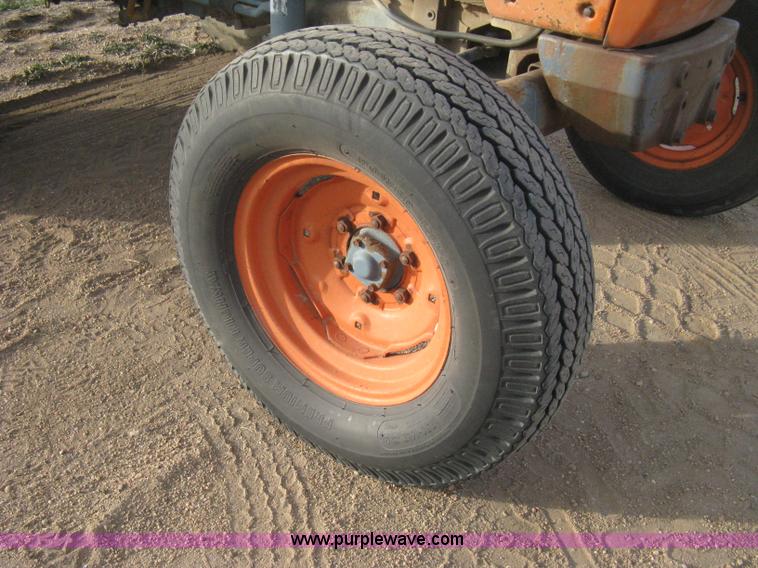 image for item B8397 Kubota M5500 tractor