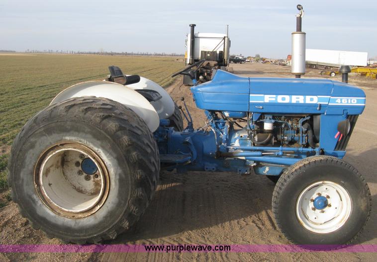 image for item B8398 Ford 4610 tractor