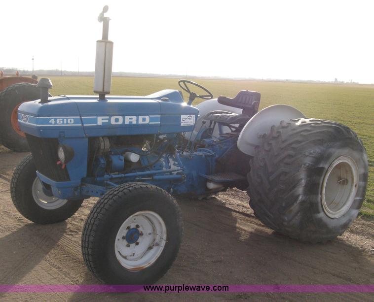image for item B8398 Ford 4610 tractor