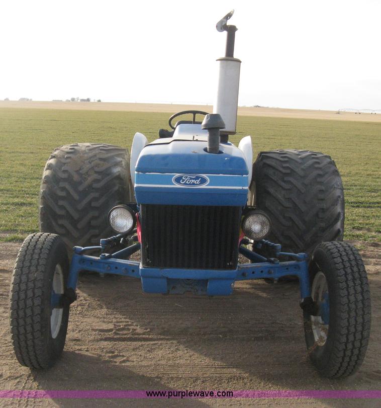 image for item B8398 Ford 4610 tractor