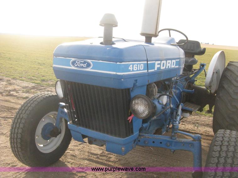 image for item B8398 Ford 4610 tractor