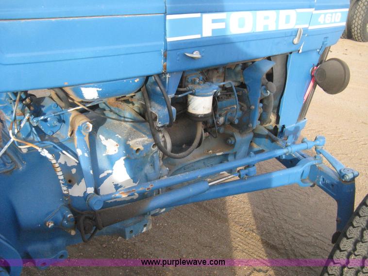 image for item B8398 Ford 4610 tractor