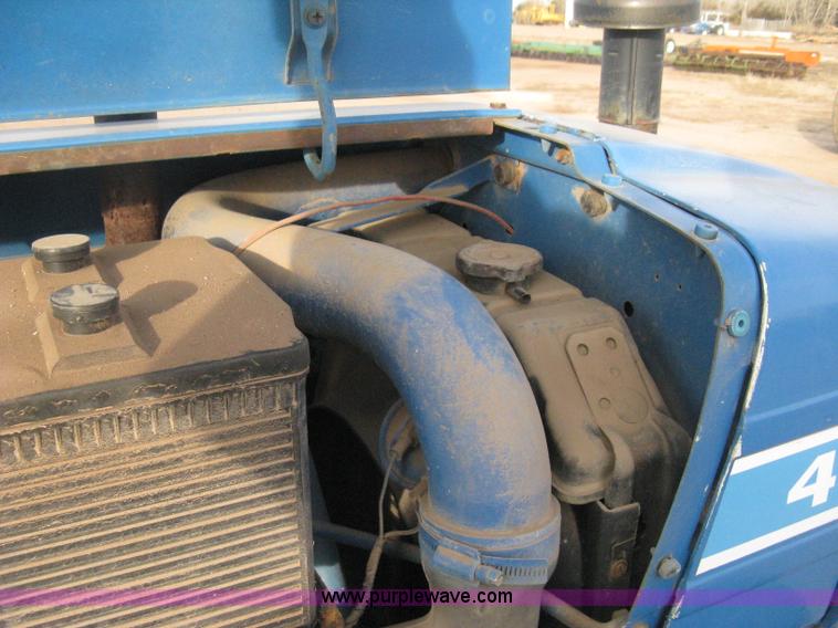 image for item B8398 Ford 4610 tractor