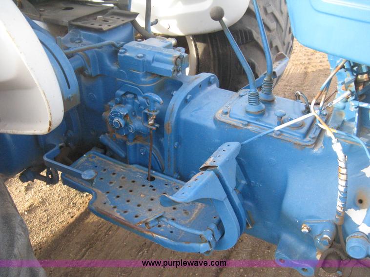 image for item B8398 Ford 4610 tractor