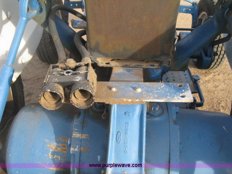 image for item B8398 Ford 4610 tractor