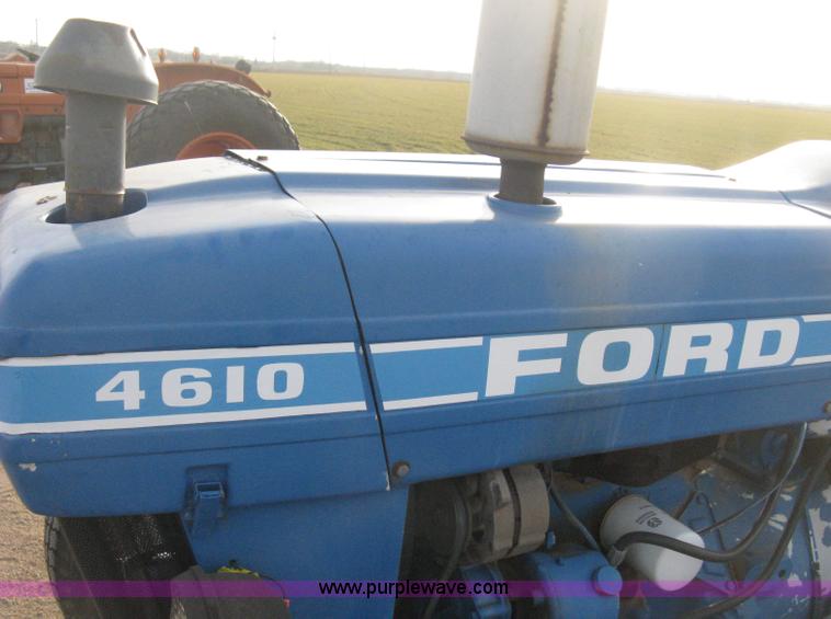 image for item B8398 Ford 4610 tractor