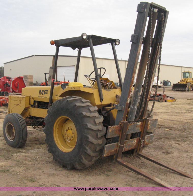 image for item B8409 Massey Fergusen H50 rough terrain forklift