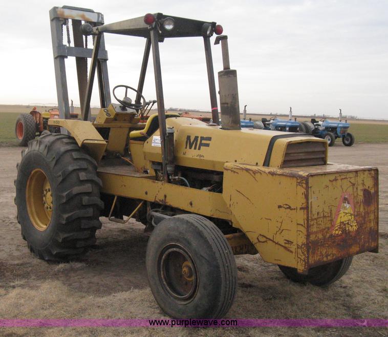 image for item B8409 Massey Fergusen H50 rough terrain forklift