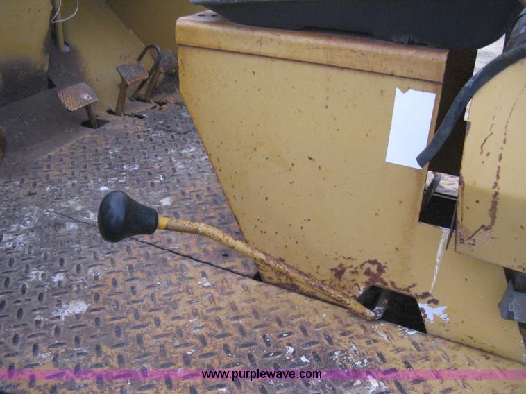 image for item B8409 Massey Fergusen H50 rough terrain forklift