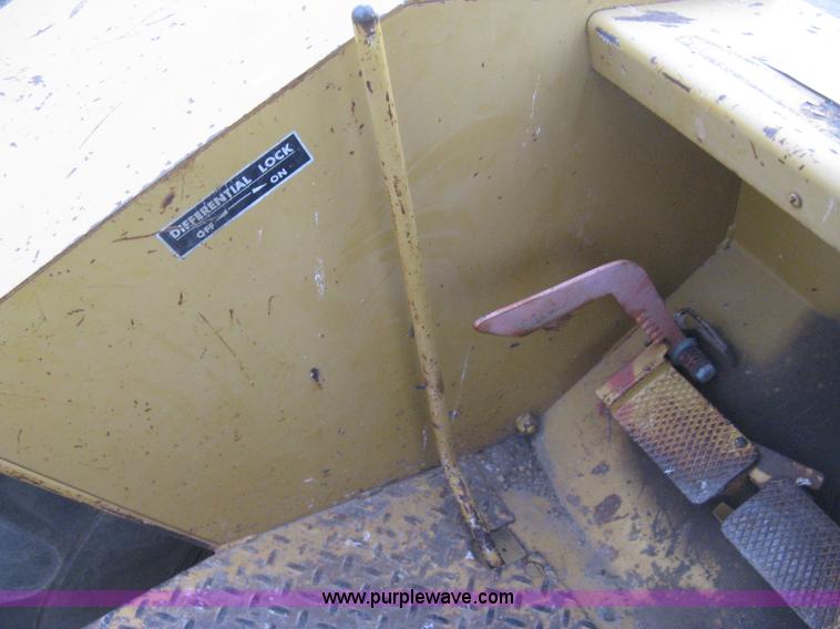 image for item B8409 Massey Fergusen H50 rough terrain forklift