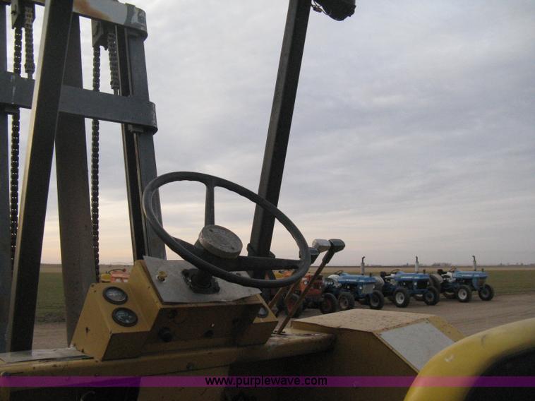 image for item B8409 Massey Fergusen H50 rough terrain forklift