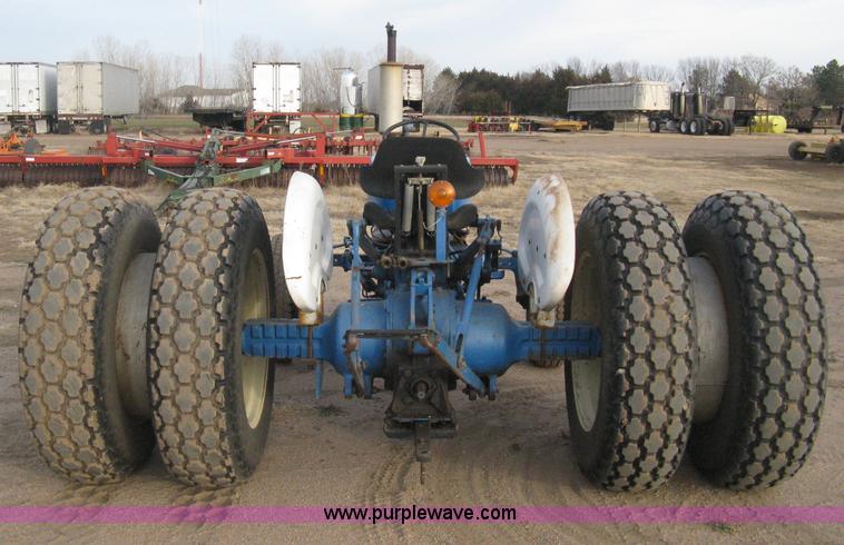 image for item B8411 Ford 3910 tractor