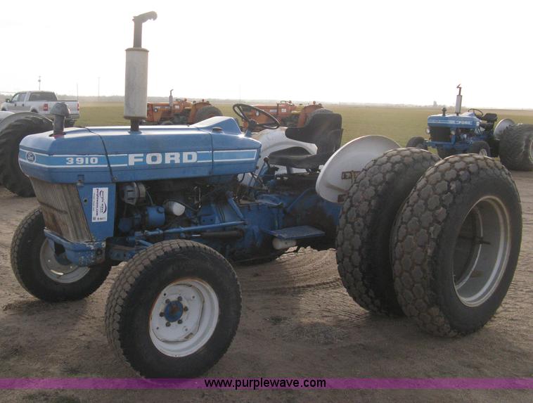 image for item B8411 Ford 3910 tractor
