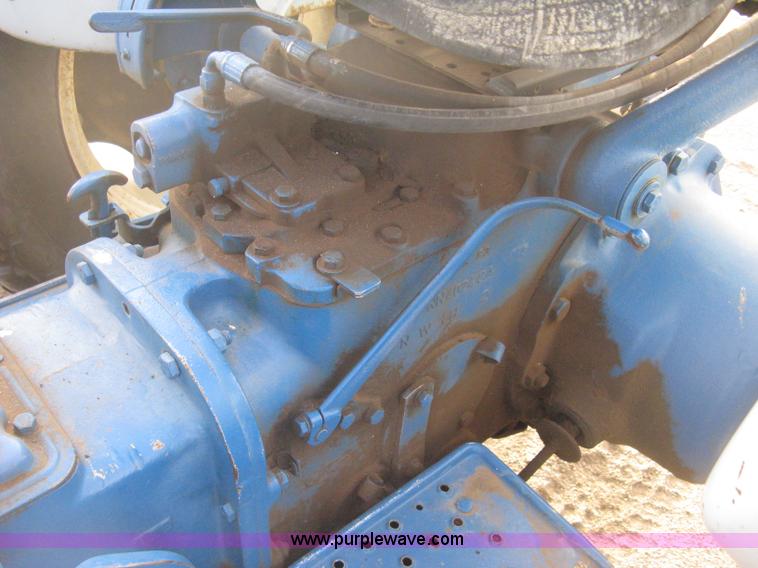 image for item B8411 Ford 3910 tractor