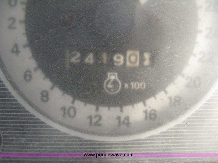 image for item B8411 Ford 3910 tractor