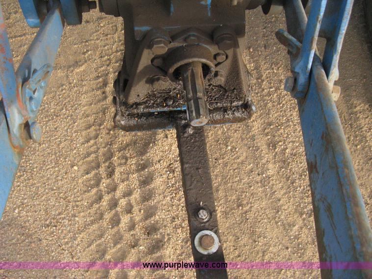 image for item B8411 Ford 3910 tractor