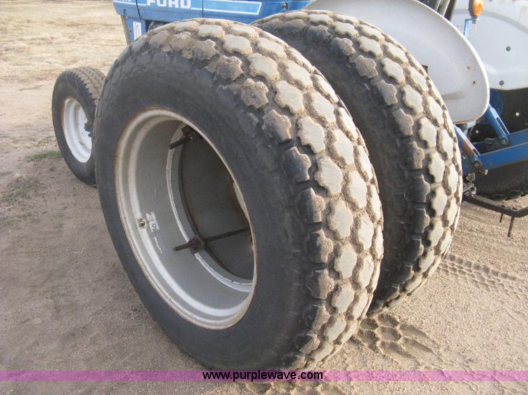 image for item B8411 Ford 3910 tractor