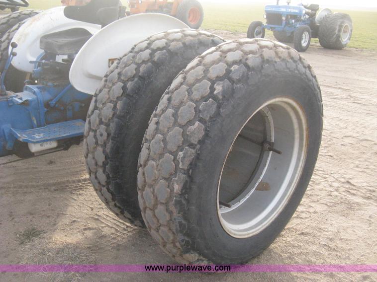 image for item B8411 Ford 3910 tractor