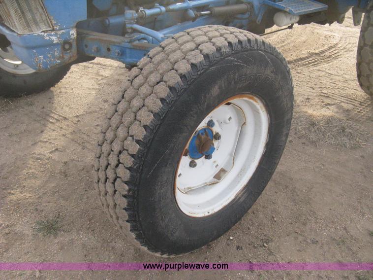 image for item B8411 Ford 3910 tractor