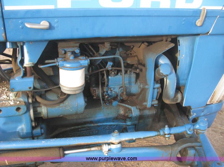 image for item B8412 Ford 3910 tractor