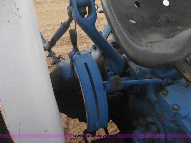 image for item B8412 Ford 3910 tractor