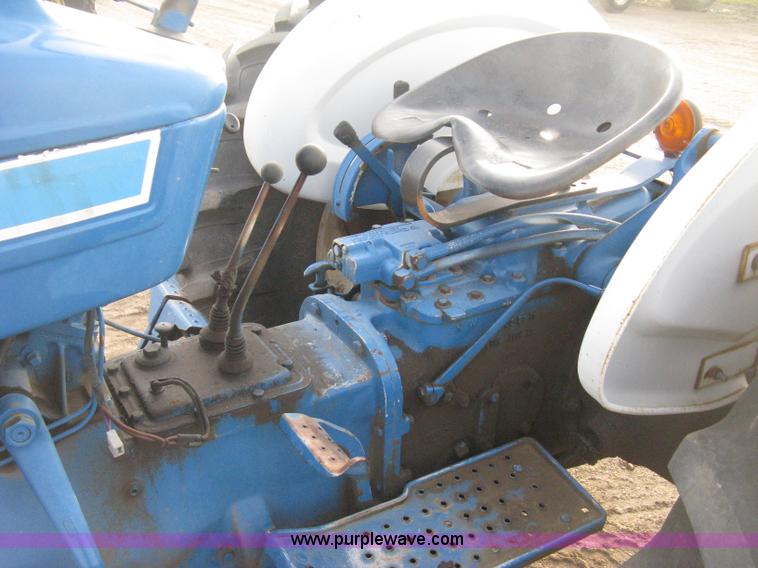 image for item B8412 Ford 3910 tractor