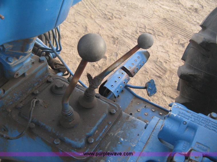 image for item B8412 Ford 3910 tractor