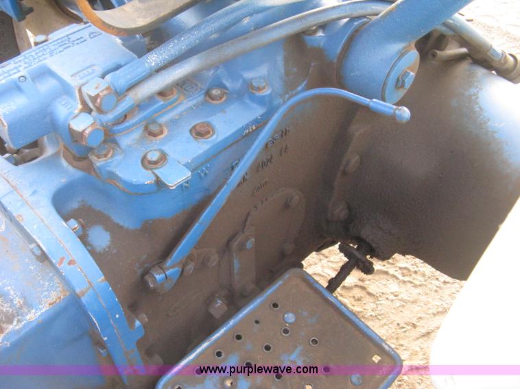 image for item B8412 Ford 3910 tractor