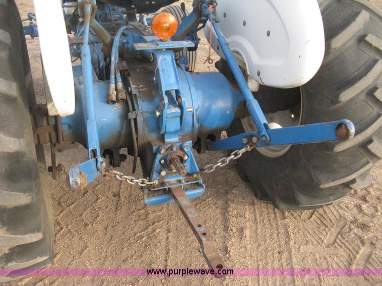 image for item B8412 Ford 3910 tractor